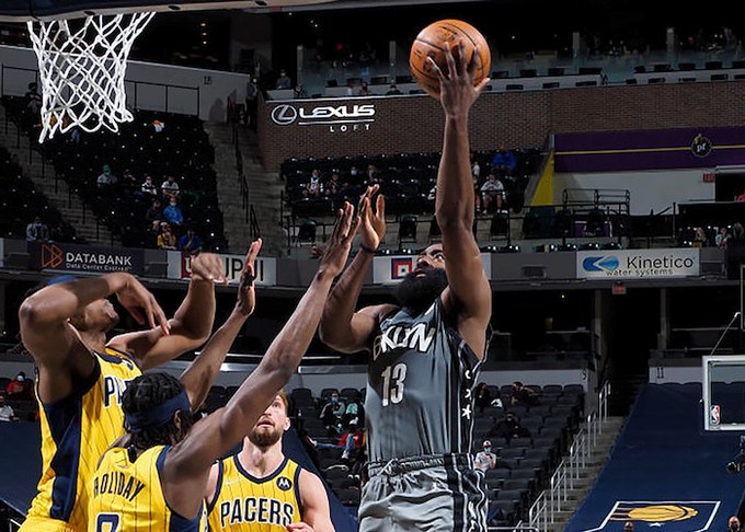 NBA，篮网压哨三分绝杀热火终结对手九连胜